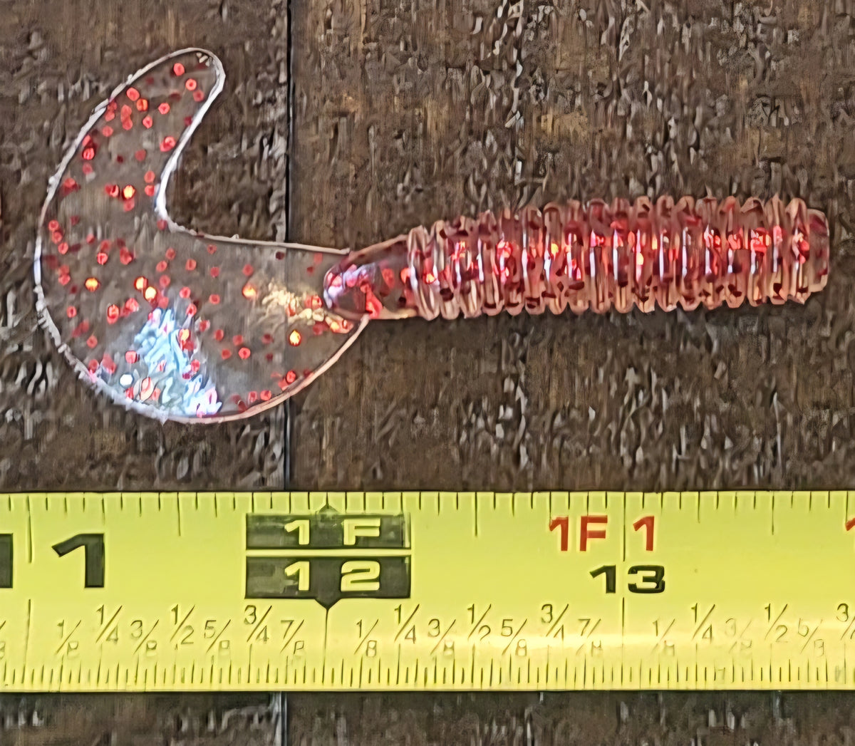 48 pcs, Injured Shad, Transparent Red Flash Color 2-3/4 in lengthy x 3/8 in diameter Large Body Soft Plastic Curl Tail Grubs